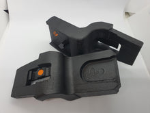 Laden Sie das Bild in den Galerie-Viewer, Bonavi Adapter für Babyschalen - passend für MaxiCosi und Kompatible Kinderwagen