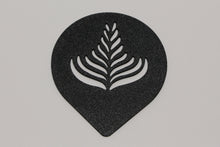 Laden Sie das Bild in den Galerie-Viewer, Kaffeeschablone Floral Latte Art Motiv