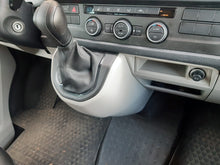 Laden Sie das Bild in den Galerie-Viewer, Getränkehalter passend für VW T6 Ablagefach Armaturenbrett