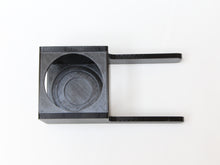 Laden Sie das Bild in den Galerie-Viewer, Getränkehalter passend für VW T6 Ablagefach Armaturenbrett