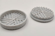 Laden Sie das Bild in den Galerie-Viewer, Grinder mit eigenem Namen oder Logo - Kräutermühle, Crusher, Gewürzmühle