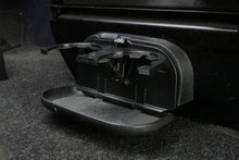 Laden Sie das Bild in den Galerie-Viewer, VW_T4_Getränkehalter_verbaut_MA_3D_Druck